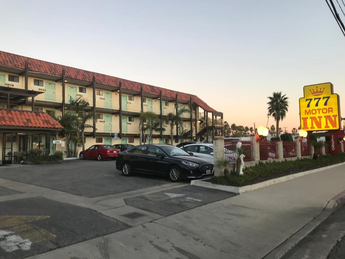 777 Motor Inn Huntington Beach Exterior photo