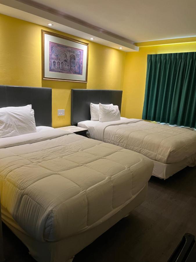 777 Motor Inn Huntington Beach Exterior photo